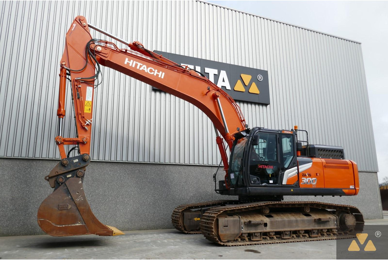 Hitachi ZX300LC-7 - حفار زاحف: صورة 3 Hitachi ZX300LC-7 - حفار زاحف: صورة 3