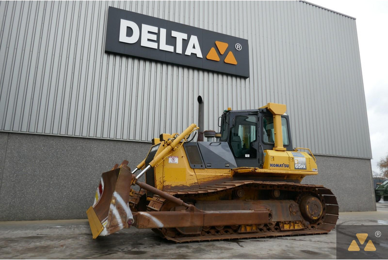 Komatsu D65PX-15EO - بلدوزر: صورة 4 Komatsu D65PX-15EO - بلدوزر: صورة 4