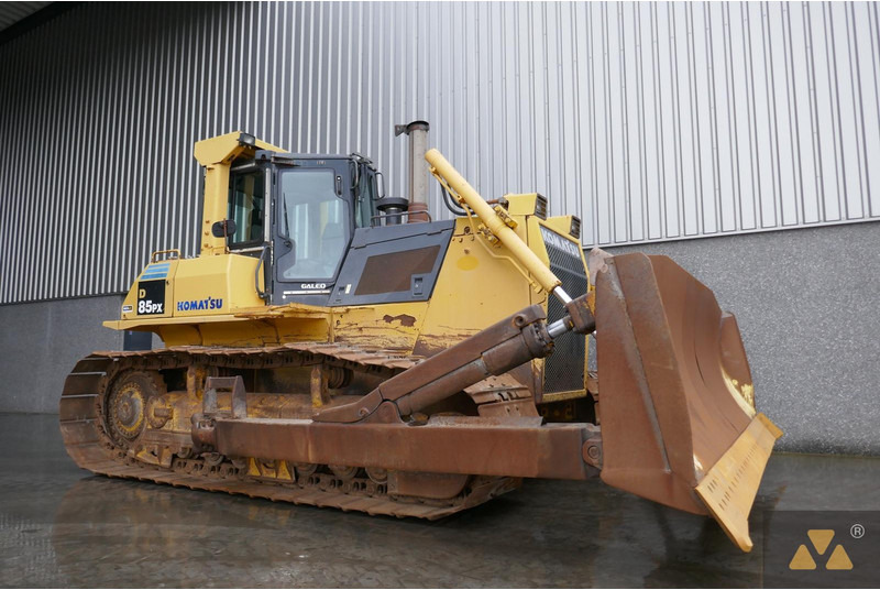 Komatsu D85PX-15 - بلدوزر: صورة 3 Komatsu D85PX-15 - بلدوزر: صورة 3