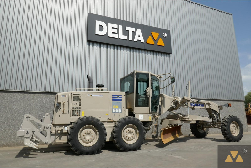 Komatsu GD555-5 Ex-army - ماكينة تسوية: صورة 5 Komatsu GD555-5 Ex-army - ماكينة تسوية: صورة 5