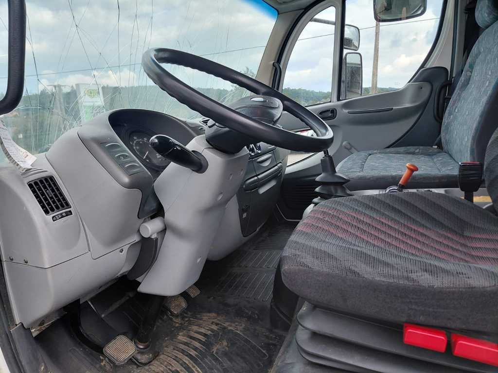 Avia D90, EURO 3, SIDES, HYDRAULIC FRONT - شاحنة ذات ستائر جانبية: صورة 3 Avia D90, EURO 3, SIDES, HYDRAULIC FRONT - شاحنة ذات ستائر جانبية: صورة 3