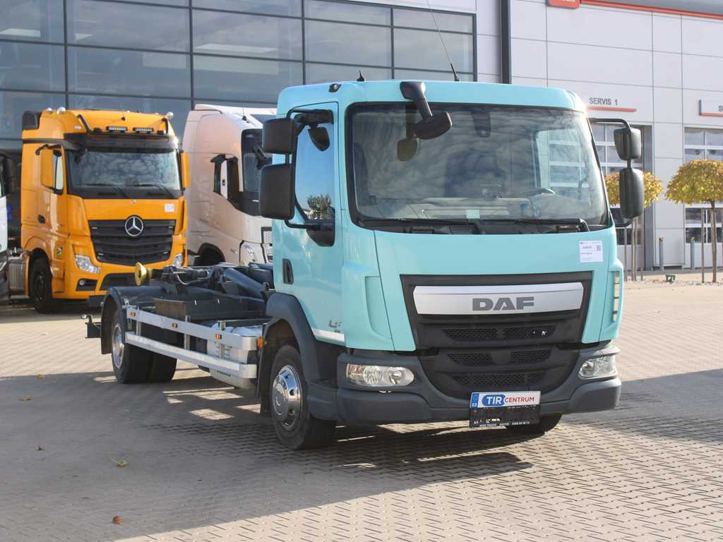 DAF LF 180 FA, EURO 6, HOOK LOADER CONTAINER - شاحنة برافعة خطافية: صورة 3 DAF LF 180 FA, EURO 6, HOOK LOADER CONTAINER - شاحنة برافعة خطافية: صورة 3