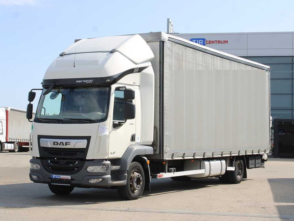 DAF LF 290 FA , EURO 6, SLEEPING CABIN - شاحنة ذات ستائر جانبية: صورة 1 DAF LF 290 FA , EURO 6, SLEEPING CABIN - شاحنة ذات ستائر جانبية: صورة 1