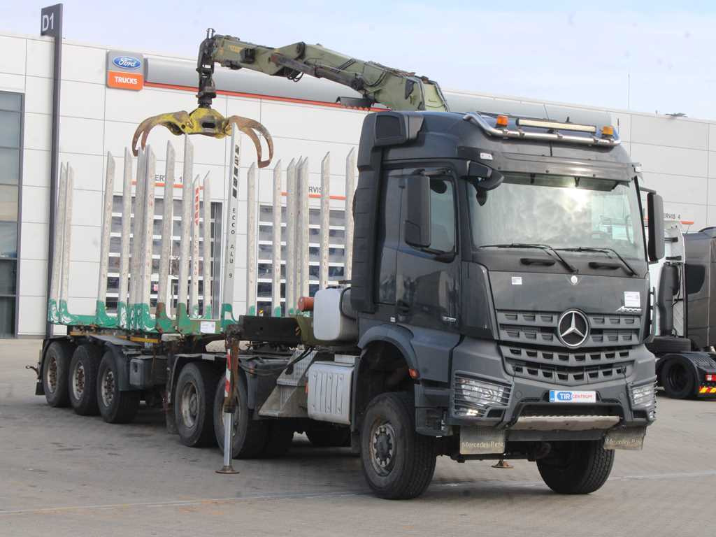 Mercedes-Benz Arocs 3351, 6x6, HYDRAULIC ARM LOGLIFT ET450, TYRES 80% - رأس تريلا, نصف مقطورة اخشاب: صورة 3 Mercedes-Benz Arocs 3351, 6x6, HYDRAULIC ARM LOGLIFT ET450, TYRES 80% - رأس تريلا, نصف مقطورة اخشاب: صورة 3