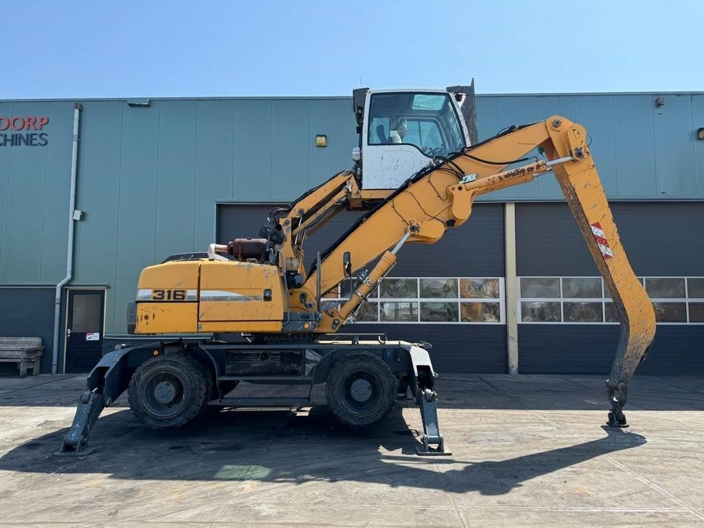Liebherr A 316 - آلة التعامل مع النفايات: صورة 5 Liebherr A 316 - آلة التعامل مع النفايات: صورة 5