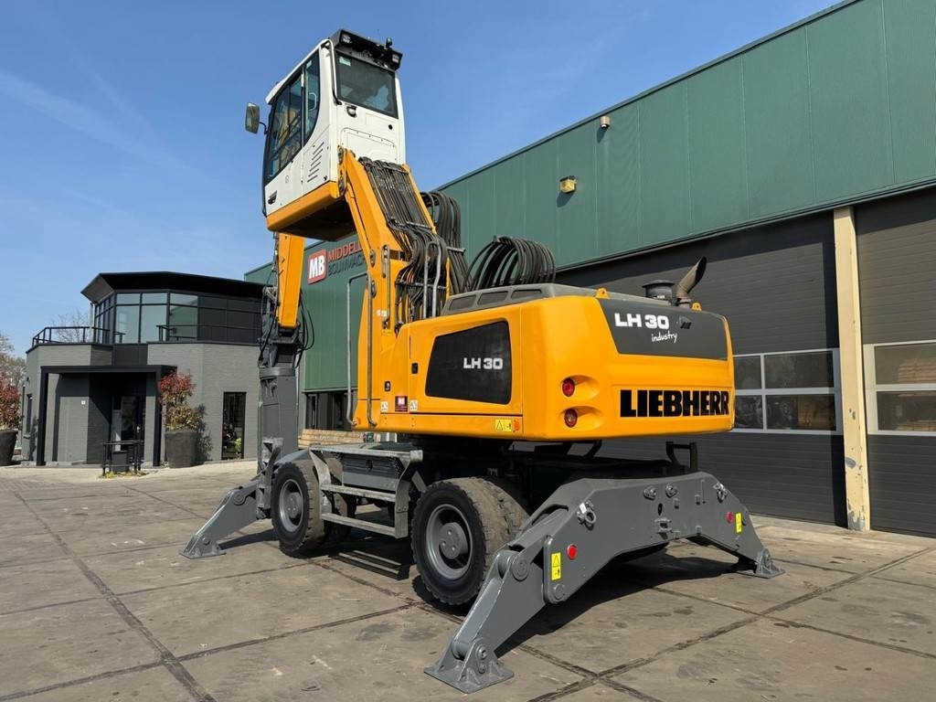 Liebherr LH 30 M - آلة التعامل مع النفايات: صورة 3 Liebherr LH 30 M - آلة التعامل مع النفايات: صورة 3
