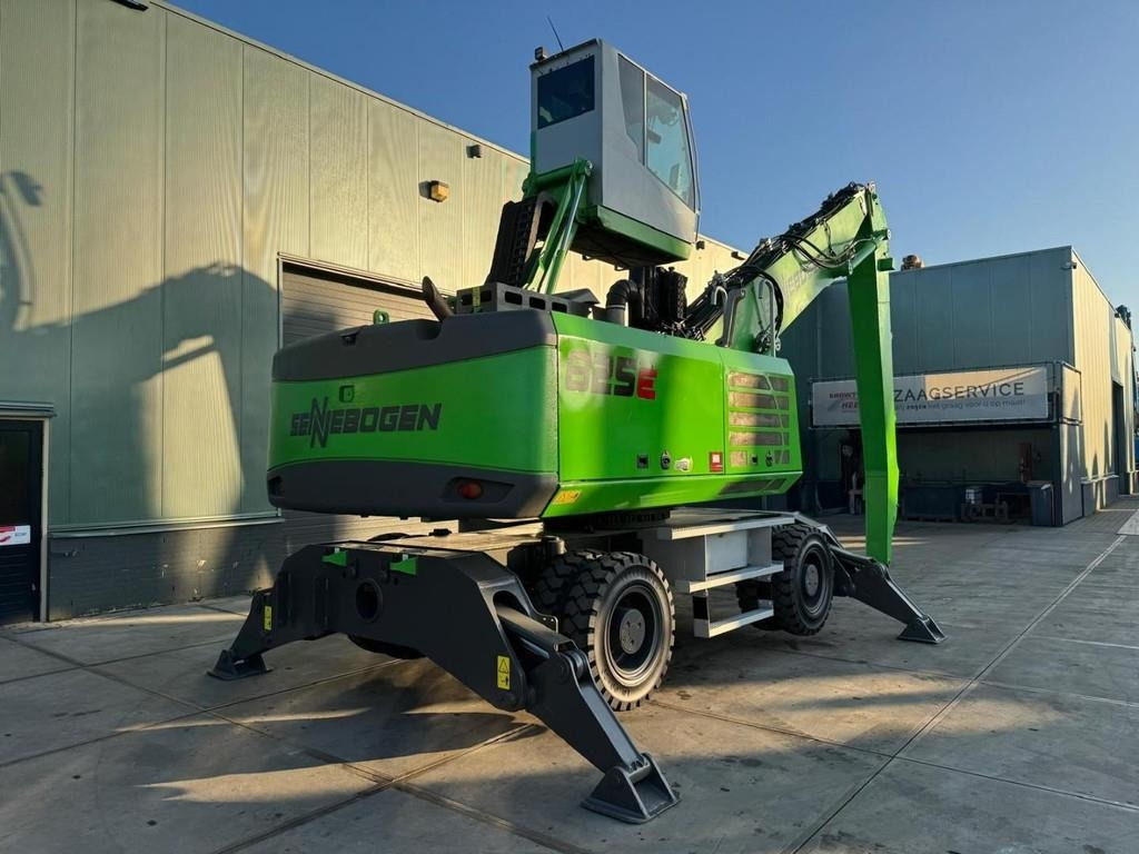 Sennebogen 825M E - آلة التعامل مع النفايات: صورة 3 Sennebogen 825M E - آلة التعامل مع النفايات: صورة 3