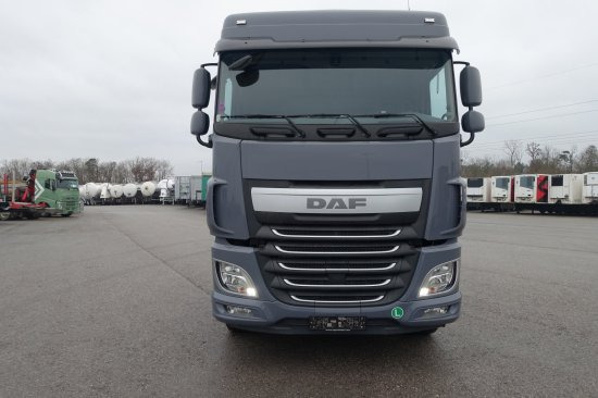 DAF FAT XF 510 mit Penz Ladekran 15Z8.70 inkl. Holzgreifer 6x4 - شاحنة قطع الأشجار: صورة 2 DAF FAT XF 510 mit Penz Ladekran 15Z8.70 inkl. Holzgreifer 6x4 - شاحنة قطع الأشجار: صورة 2