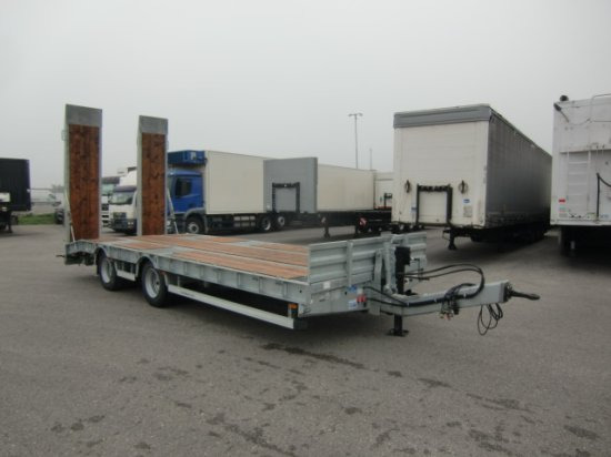 HUMBAUR HBTZ 217224 BS schräg Tandem-Tieflader Verzinkt, SAF-Achsen, - مقطورة بلودر منخفض: صورة 3 HUMBAUR HBTZ 217224 BS schräg Tandem-Tieflader Verzinkt, SAF-Achsen, - مقطورة بلودر منخفض: صورة 3