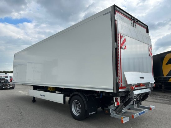 Krone SE City Kühler, TK SLXi 300, 1-Achsauflieger mit Hebebühne - نصف مقطورة ثابتة الحرارة: صورة 4 Krone SE City Kühler, TK SLXi 300, 1-Achsauflieger mit Hebebühne - نصف مقطورة ثابتة الحرارة: صورة 4