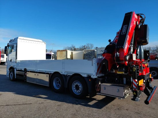 MAN TGX 26.510 LL Pritsche, Fassi F545RA.2.28XE, Containerverschlüsse, - شاحنات مسطحة, شاحنة كرين: صورة 4 MAN TGX 26.510 LL Pritsche, Fassi F545RA.2.28XE, Containerverschlüsse, - شاحنات مسطحة, شاحنة كرين: صورة 4