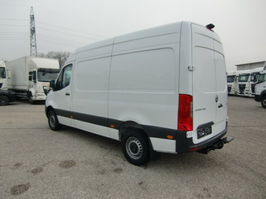 Mercedes-Benz Sprinter 319 CDI Standard, el.Schiebetür - فان: صورة 4 Mercedes-Benz Sprinter 319 CDI Standard, el.Schiebetür - فان: صورة 4