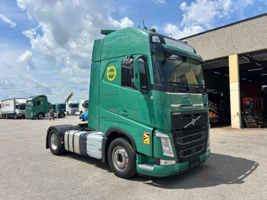 Volvo FH 13.500, XL Standklima, Retarder, Alufelgen - مقطورة السحب: صورة 4 Volvo FH 13.500, XL Standklima, Retarder, Alufelgen - مقطورة السحب: صورة 4