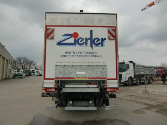 Volvo FH 500 8X4*4 Euro 6, Retarder, Tierkörpertransport Voll Luft - شاحنة: صورة 5 Volvo FH 500 8X4*4 Euro 6, Retarder, Tierkörpertransport Voll Luft - شاحنة: صورة 5