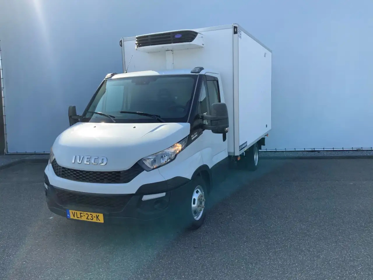 Iveco Daily 35S13D 2.3 375 Automaat Koelwagen Dag & Nacht. Air - شاحنة توصيل مبردة: صورة 1 Iveco Daily 35S13D 2.3 375 Automaat Koelwagen Dag & Nacht. Air - شاحنة توصيل مبردة: صورة 1