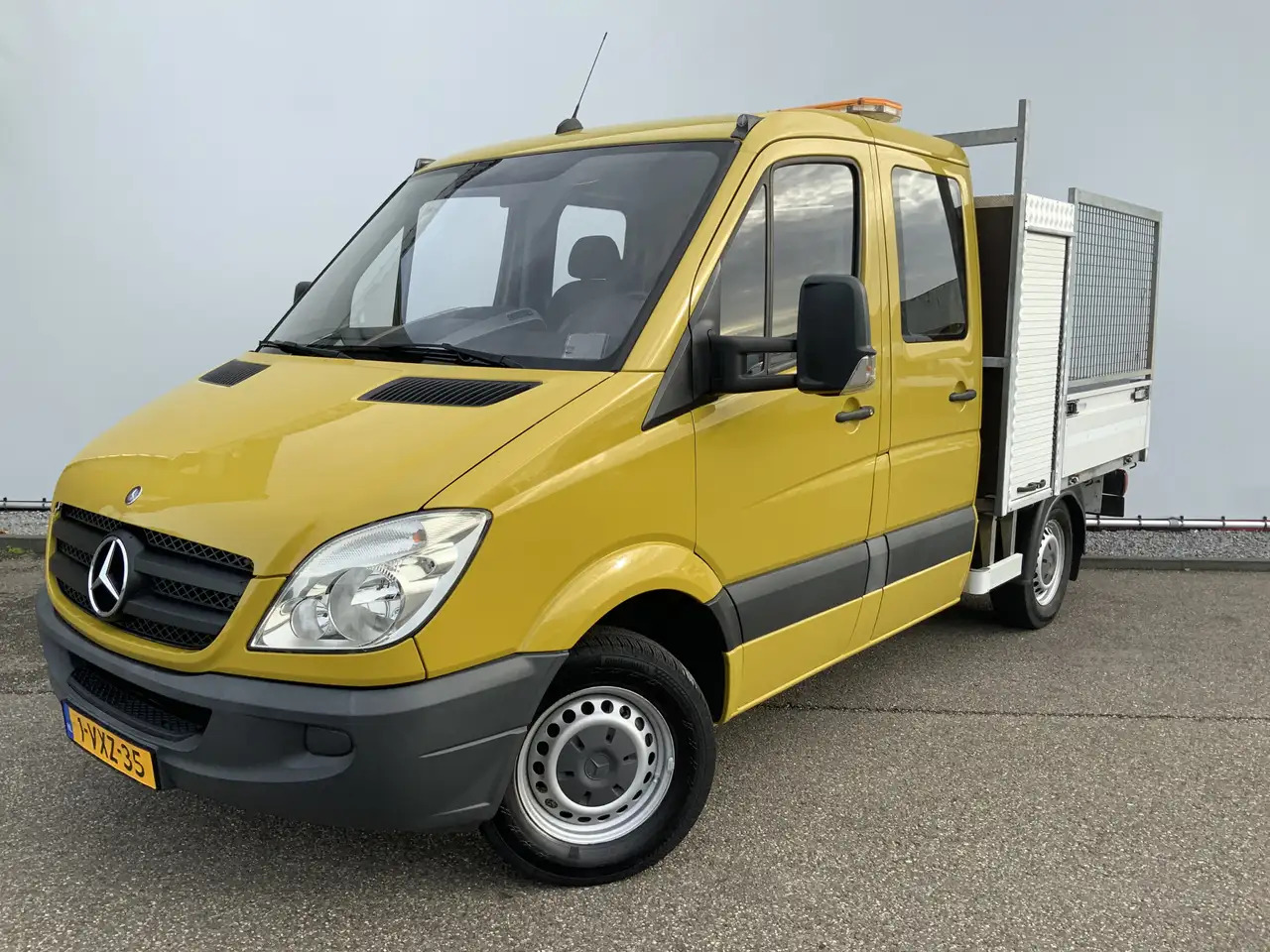 Mercedes-Benz Sprinter 213 2.2 CDI 325 Automaat DubCab Pick Up 5 Zits Tre - شاحنة توصيل مفتوحة, الشاحنات الصغيرة كابينة مزدوجة: صورة 1 Mercedes-Benz Sprinter 213 2.2 CDI 325 Automaat DubCab Pick Up 5 Zits Tre - شاحنة توصيل مفتوحة, الشاحنات الصغيرة كابينة مزدوجة: صورة 1