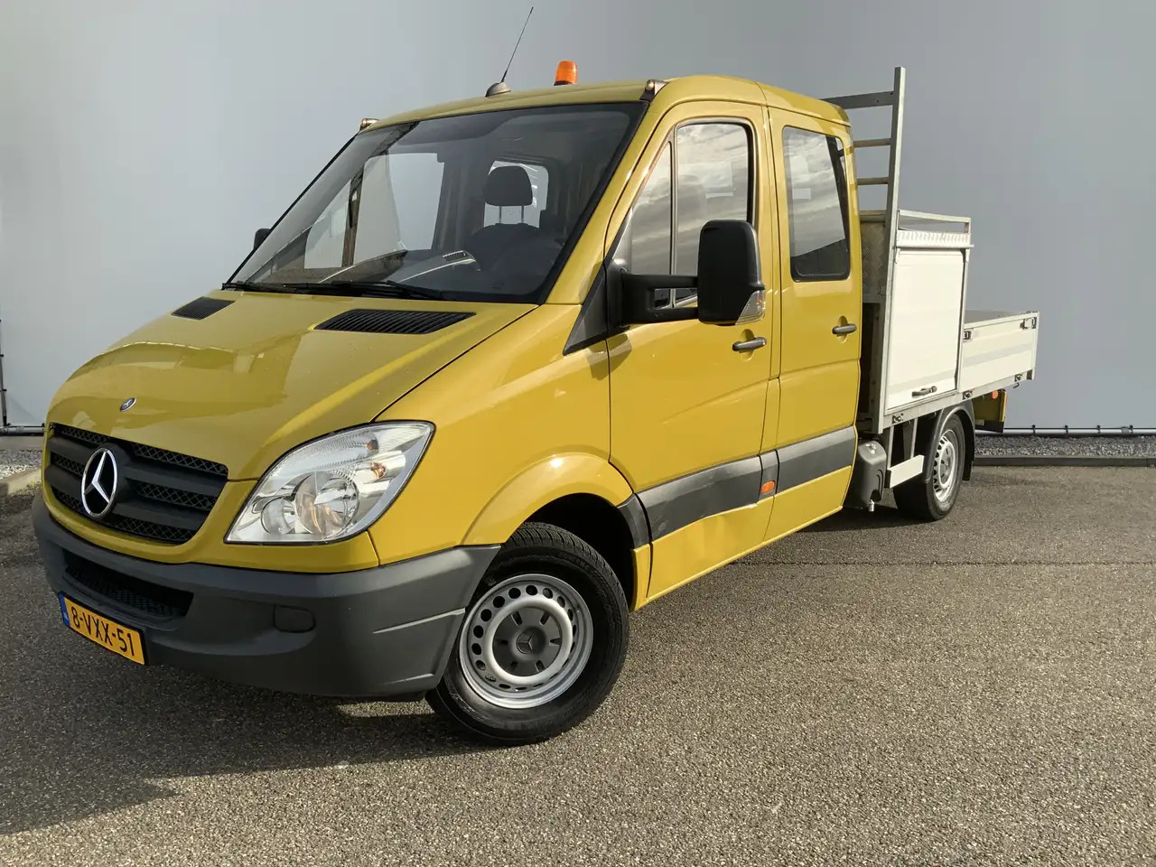 Mercedes-Benz Sprinter 313 2.2 CDI 366 Automaat DubCab Pick Up 5 Zits Tre - شاحنة توصيل مفتوحة, الشاحنات الصغيرة كابينة مزدوجة: صورة 1 Mercedes-Benz Sprinter 313 2.2 CDI 366 Automaat DubCab Pick Up 5 Zits Tre - شاحنة توصيل مفتوحة, الشاحنات الصغيرة كابينة مزدوجة: صورة 1
