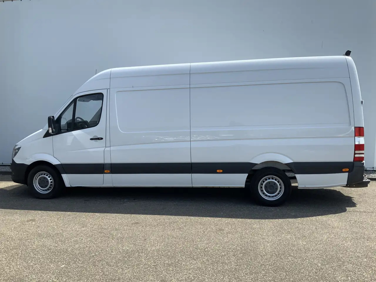 Mercedes-Benz Sprinter 313 2.2 CDI 432 EHD - فان: صورة 3 Mercedes-Benz Sprinter 313 2.2 CDI 432 EHD - فان: صورة 3