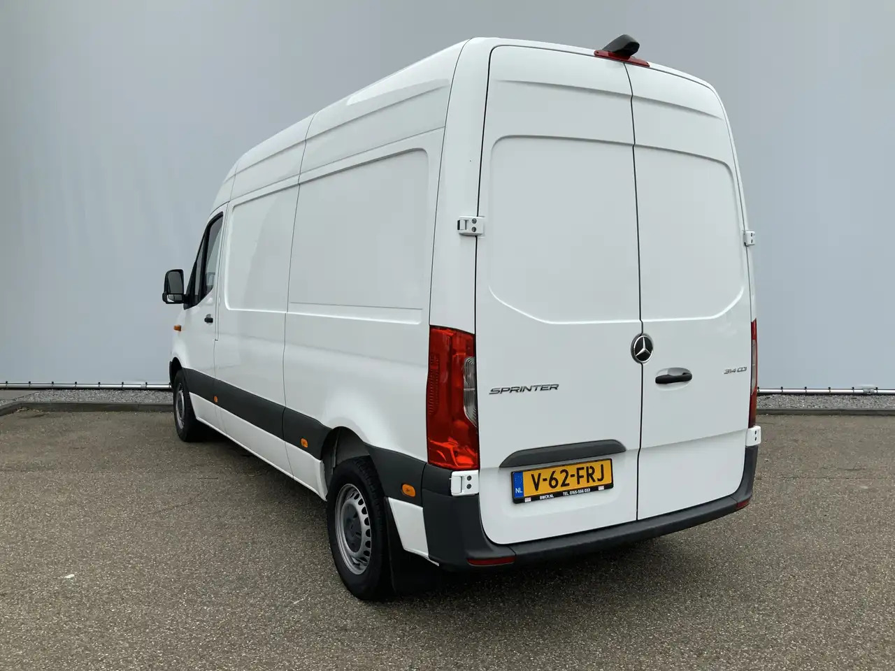 Mercedes-Benz Sprinter 314 2.2 CDI L2H2 Airco Camera Navi 3 Zits MBUX Sch - فان: صورة 2 Mercedes-Benz Sprinter 314 2.2 CDI L2H2 Airco Camera Navi 3 Zits MBUX Sch - فان: صورة 2