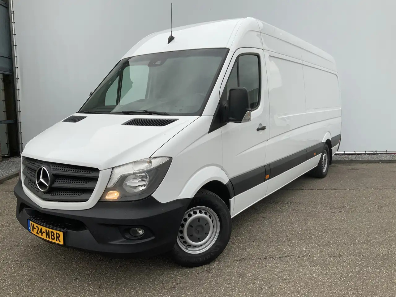 Mercedes-Benz Sprinter 316 2.2 CDI 432 L3 Maxi 3 Zits Airco Opstap & Trek - فان: صورة 1 Mercedes-Benz Sprinter 316 2.2 CDI 432 L3 Maxi 3 Zits Airco Opstap & Trek - فان: صورة 1