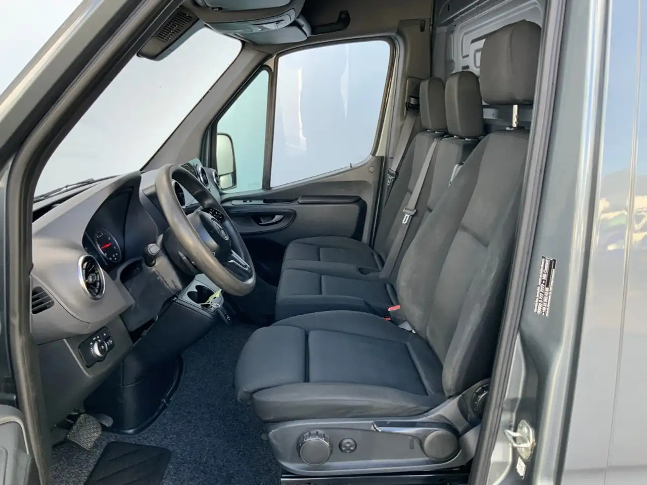 فان Mercedes-Benz Sprinter 319 3.0 CDI Autom.L2H2 Airco Cruise 3 Zits MBux 10: صورة 11