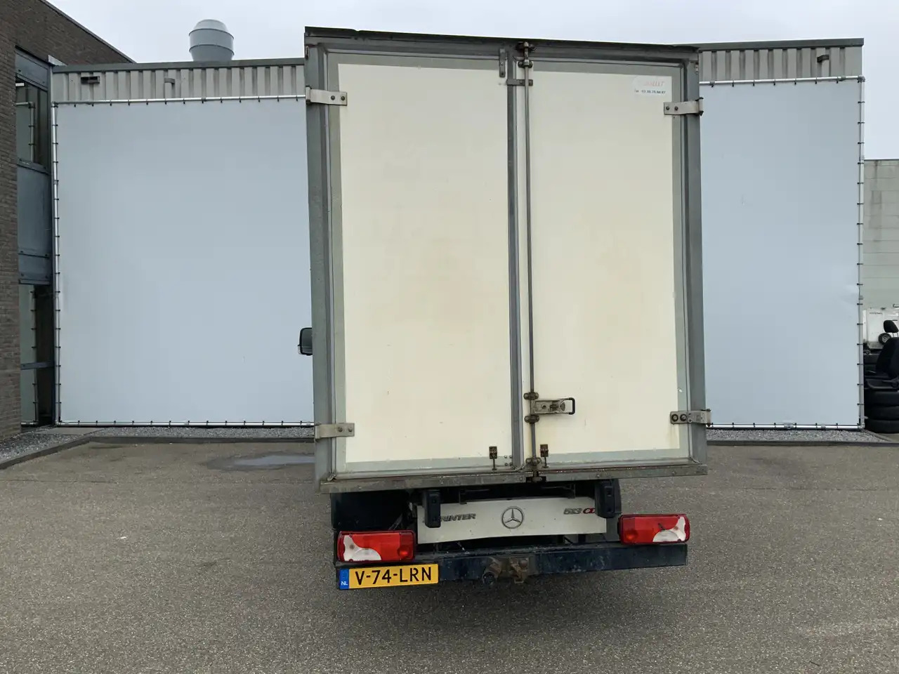 Mercedes-Benz Sprinter 513 2.2 CDI 432 Meubelbak & Deuren 3 Zits Cruise T - شاحنة بصندوق مغلق: صورة 2 Mercedes-Benz Sprinter 513 2.2 CDI 432 Meubelbak & Deuren 3 Zits Cruise T - شاحنة بصندوق مغلق: صورة 2