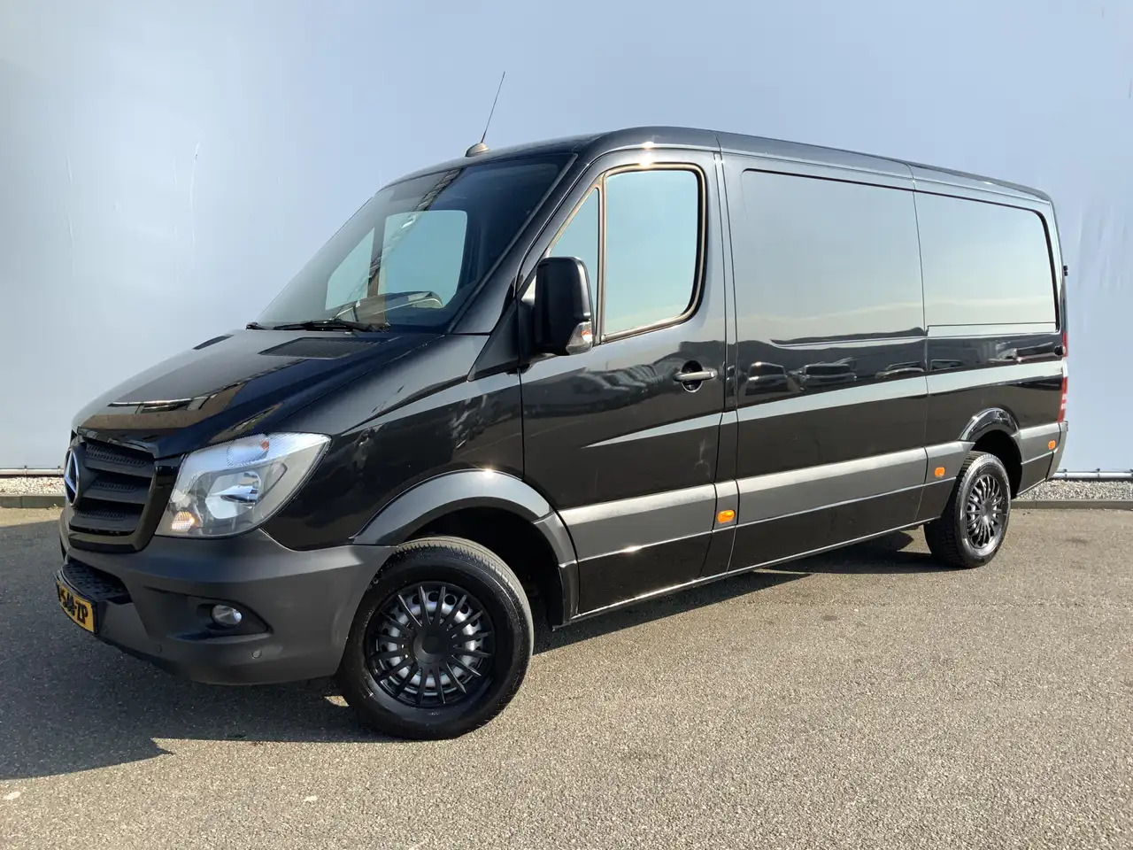 Mercedes-Benz Sprinter L2H1 316 2.2 CDI 366 HD EURO 6 - فان: صورة 1 Mercedes-Benz Sprinter L2H1 316 2.2 CDI 366 HD EURO 6 - فان: صورة 1