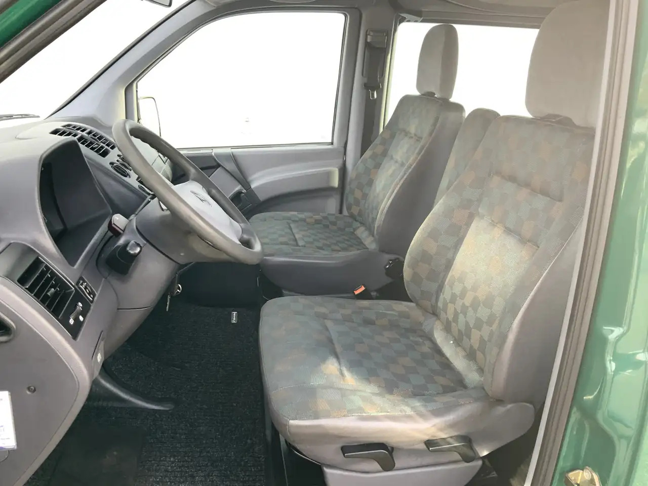 Mercedes-Benz Vito 108 CDI Dub Cab 5 Zits Airco Trekhaak 2000 kg Came - الشاحنات الصغيرة كابينة مزدوجة: صورة 4 Mercedes-Benz Vito 108 CDI Dub Cab 5 Zits Airco Trekhaak 2000 kg Came - الشاحنات الصغيرة كابينة مزدوجة: صورة 4