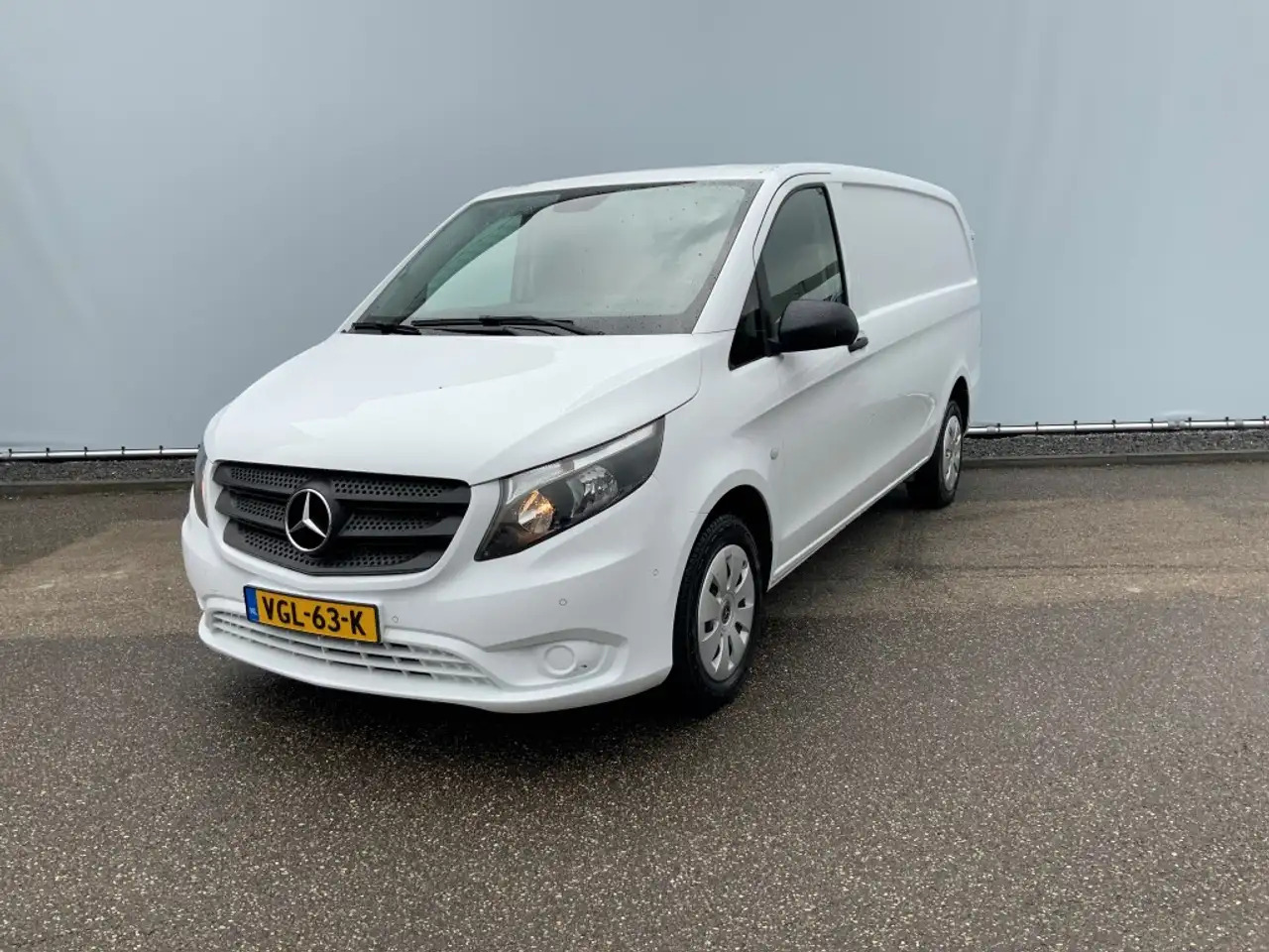 Mercedes-Benz Vito 110 CDI L2 Airco Cruise 2 Zits Euro 6 - فان المدمجة: صورة 2 Mercedes-Benz Vito 110 CDI L2 Airco Cruise 2 Zits Euro 6 - فان المدمجة: صورة 2