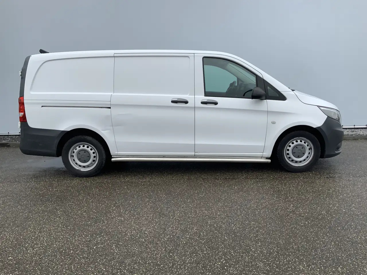 Mercedes-Benz Vito koeling konvekta Koelauto 111 CDI Functional Lang - شاحنة توصيل مبردة: صورة 3 Mercedes-Benz Vito koeling konvekta Koelauto 111 CDI Functional Lang - شاحنة توصيل مبردة: صورة 3