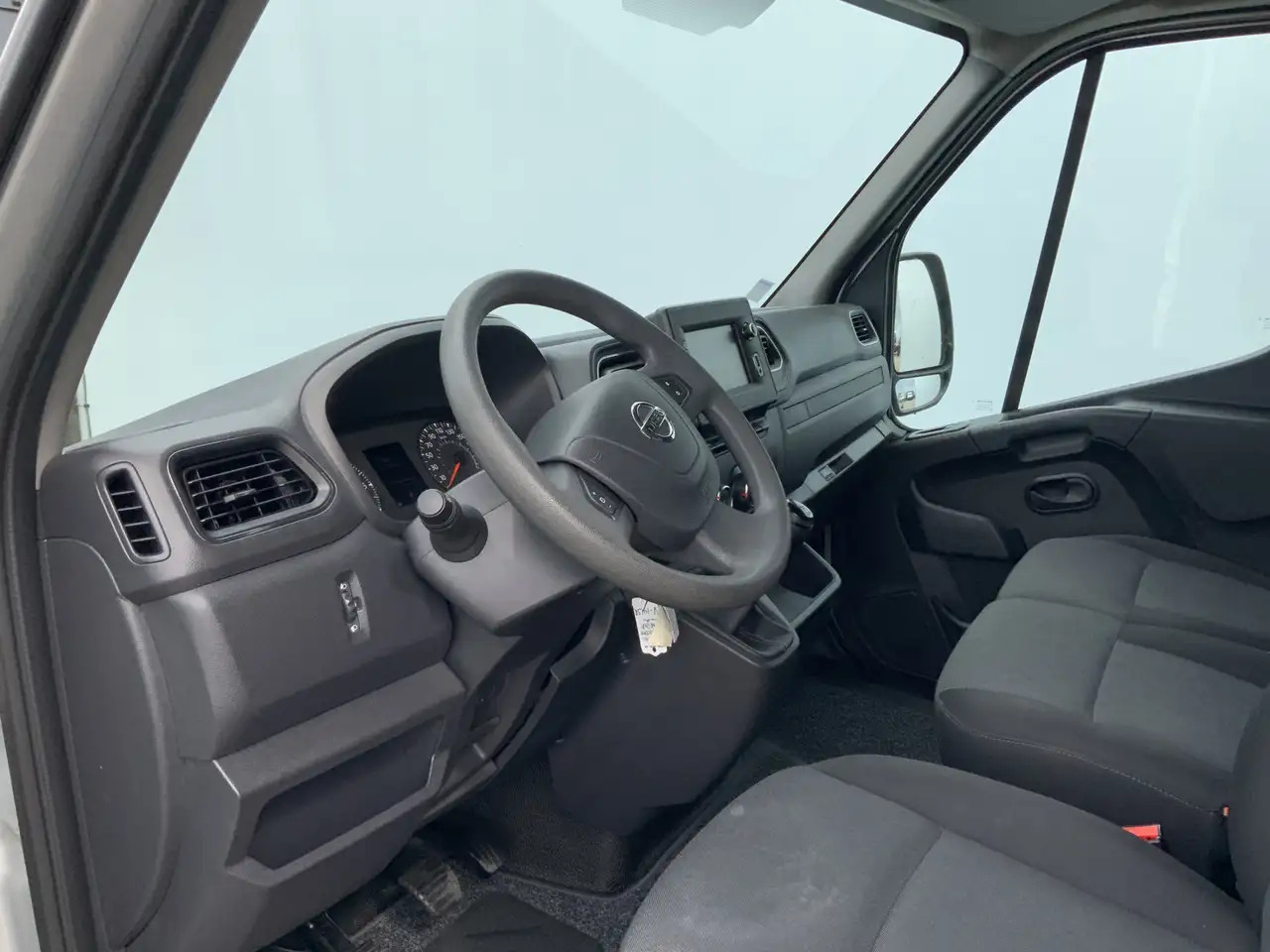 Nissan Interstar 2.3 dCi L2H2 Acenta Airco Cruise 3 Zits Camera Nav - فان: صورة 5 Nissan Interstar 2.3 dCi L2H2 Acenta Airco Cruise 3 Zits Camera Nav - فان: صورة 5