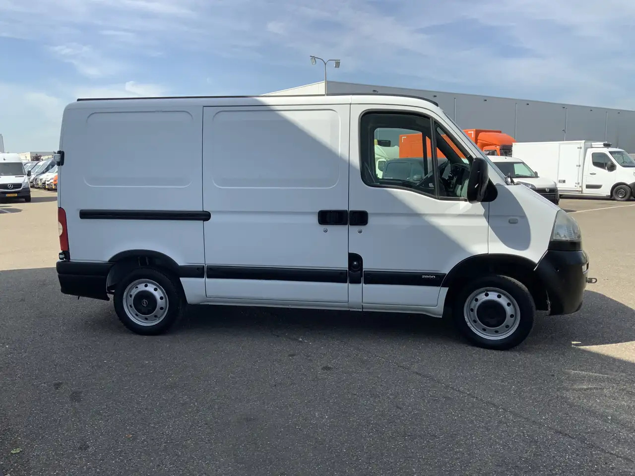 Opel Movano 1.9 CDTi L1H1(Koppeling Defect) 3 Zits Trekhaak 20 - فان المدمجة: صورة 3 Opel Movano 1.9 CDTi L1H1(Koppeling Defect) 3 Zits Trekhaak 20 - فان المدمجة: صورة 3
