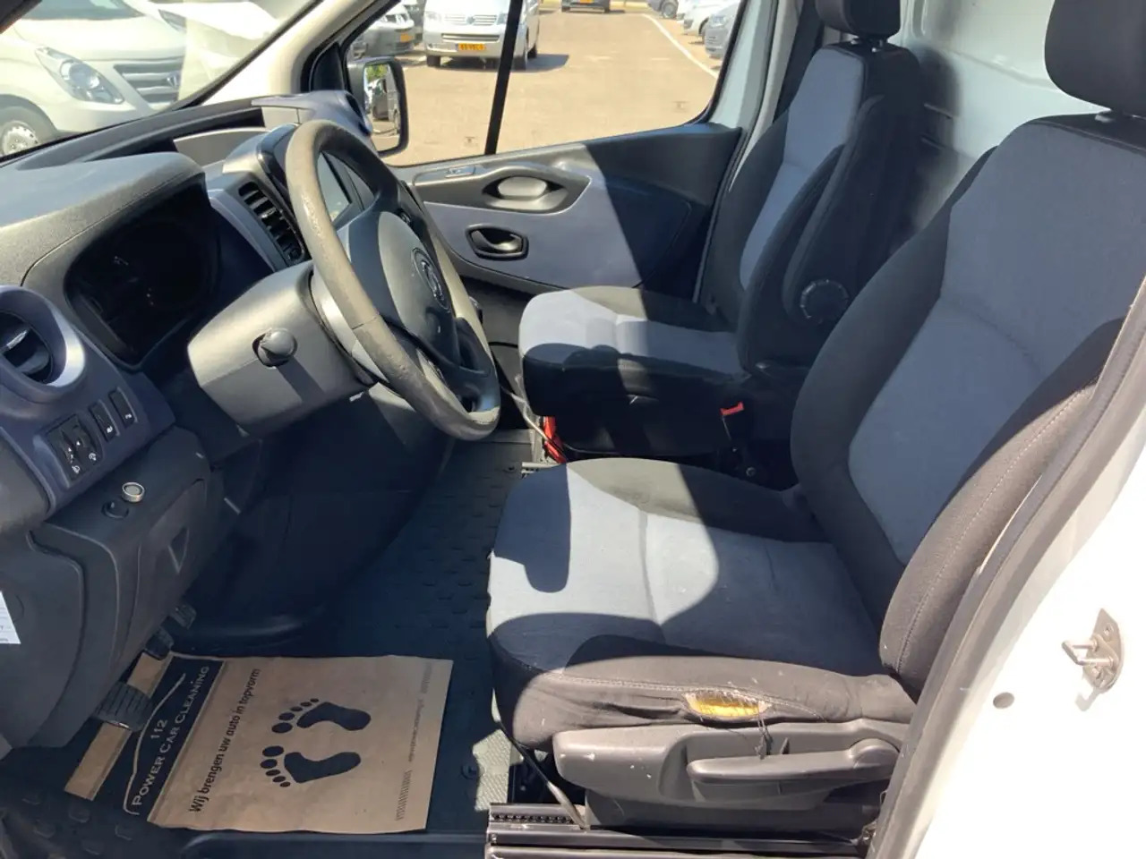 Opel Vivaro 1.6 CDTI L2H1 Edition EcoFlex Airco Cruise Imperia - فان: صورة 5 Opel Vivaro 1.6 CDTI L2H1 Edition EcoFlex Airco Cruise Imperia - فان: صورة 5
