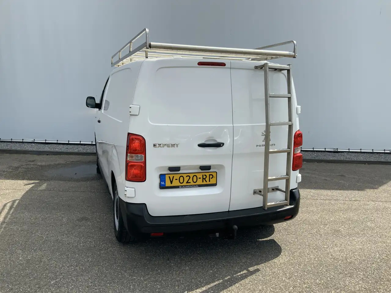 Peugeot Expert glazenwasser 226S 1.6 BlueHDI 115 Inbouw 530 liter - فان, سيارة خدمات/ سيارة خاصة: صورة 4 Peugeot Expert glazenwasser 226S 1.6 BlueHDI 115 Inbouw 530 liter - فان, سيارة خدمات/ سيارة خاصة: صورة 4