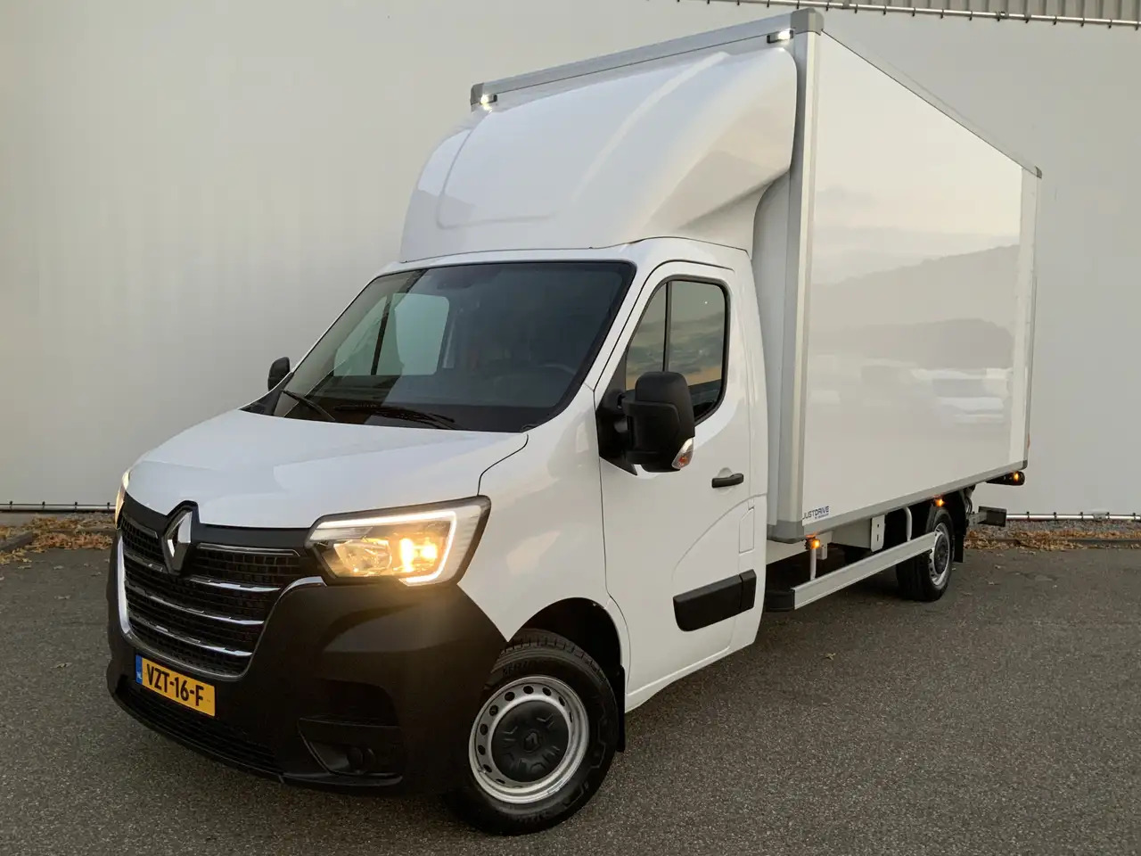 Renault Master T35 2.3 dCi 145 L3 Meubelbak&Klep Zijdeur Airco Cr - شاحنة بصندوق مغلق: صورة 1 Renault Master T35 2.3 dCi 145 L3 Meubelbak&Klep Zijdeur Airco Cr - شاحنة بصندوق مغلق: صورة 1