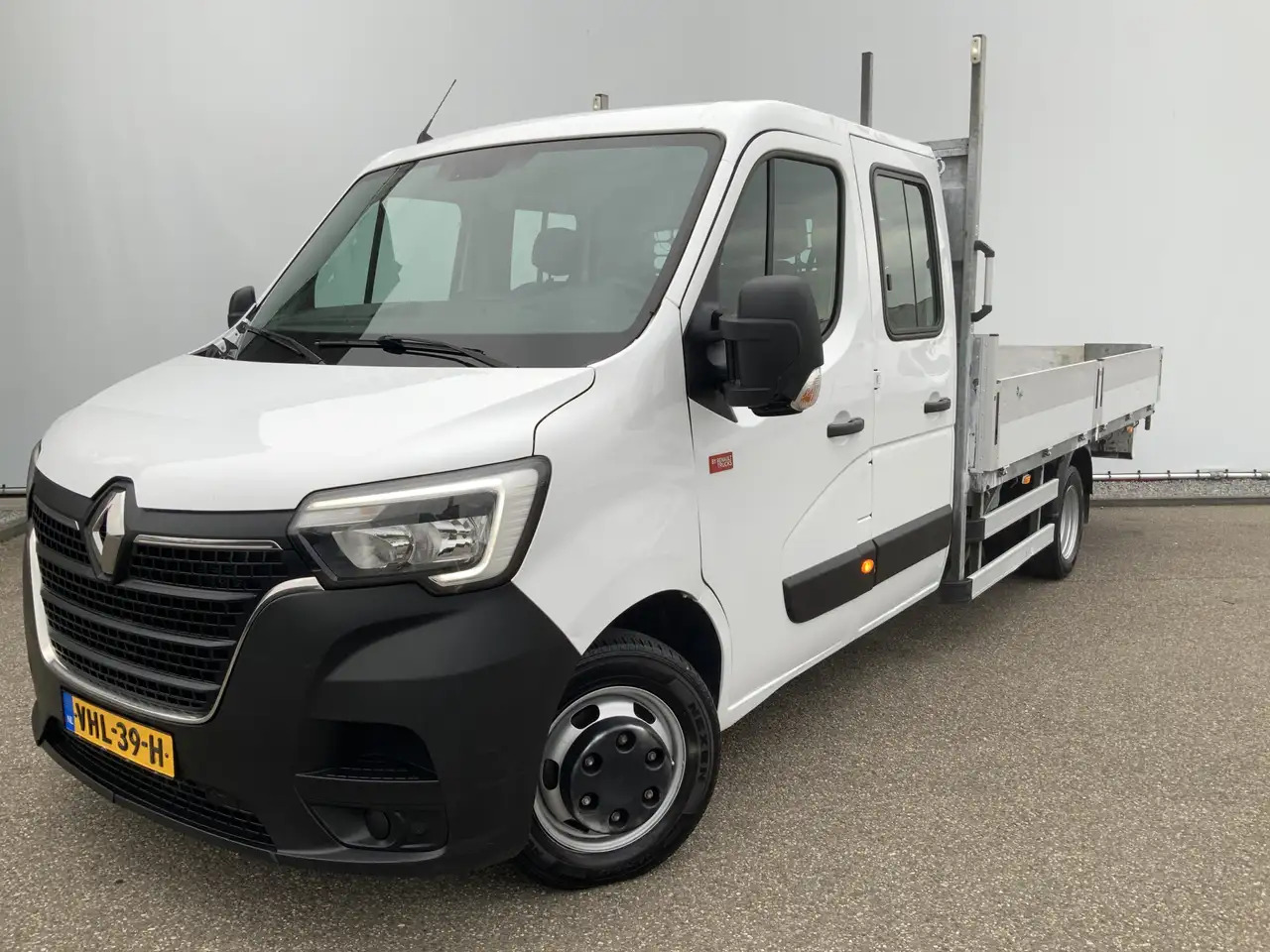 Renault Master T35 2.3 dCi 165 L4 Dub Cab PickUp Navi 6 Zits Trek - شاحنة توصيل مفتوحة: صورة 1 Renault Master T35 2.3 dCi 165 L4 Dub Cab PickUp Navi 6 Zits Trek - شاحنة توصيل مفتوحة: صورة 1
