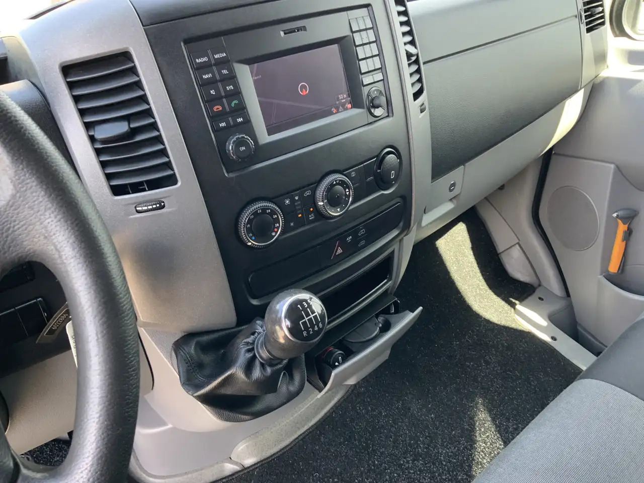 فان Volkswagen Crafter 35 2.0 TDI L1H1 Airco Cruise 3 Zits Trekhaak 2000: صورة 10