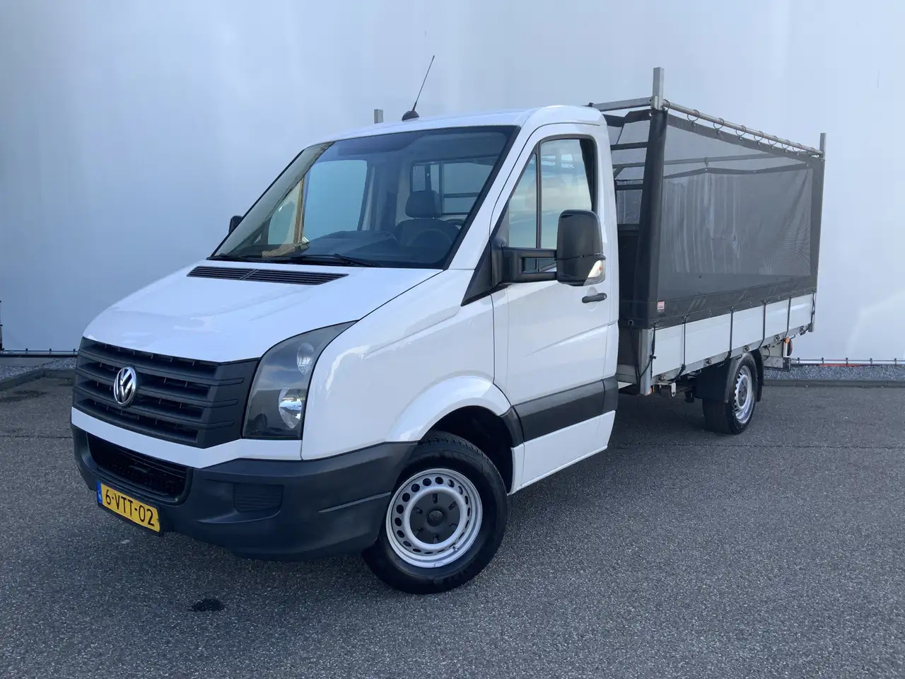 Volkswagen Crafter 50 2.0 TDI L2H1Pick Up Airco Cruise Trekhaak 3500 - شاحنة توصيل مفتوحة: صورة 1 Volkswagen Crafter 50 2.0 TDI L2H1Pick Up Airco Cruise Trekhaak 3500 - شاحنة توصيل مفتوحة: صورة 1
