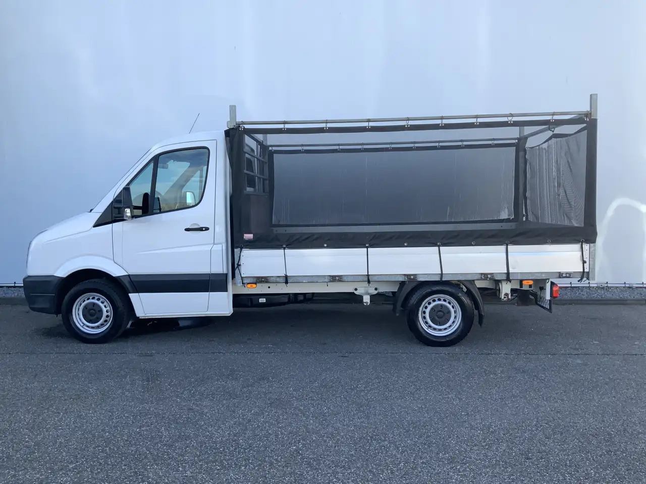 Volkswagen Crafter 50 2.0 TDI L2H1Pick Up Airco Cruise Trekhaak 3500 - شاحنة توصيل مفتوحة: صورة 3 Volkswagen Crafter 50 2.0 TDI L2H1Pick Up Airco Cruise Trekhaak 3500 - شاحنة توصيل مفتوحة: صورة 3