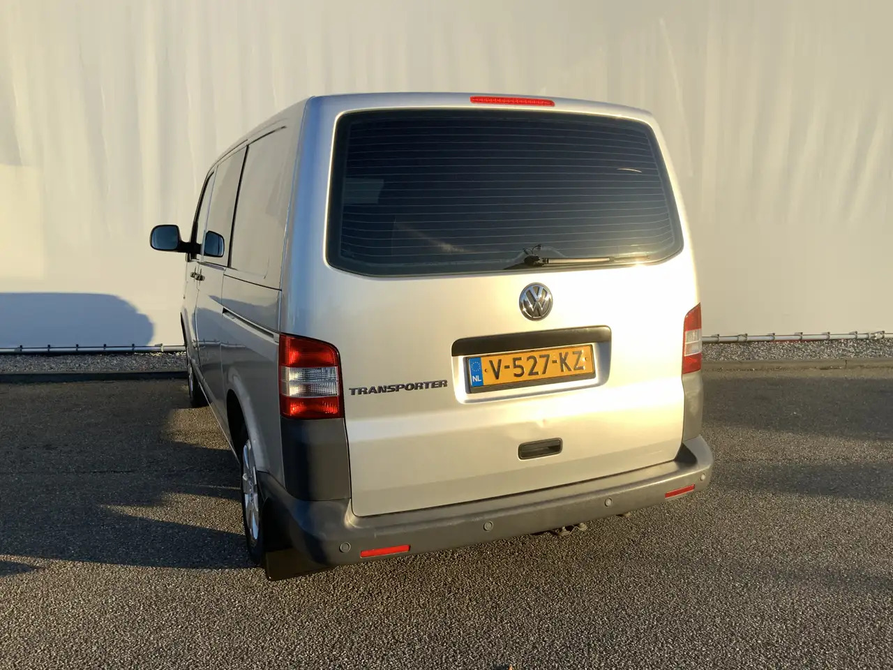 Volkswagen T5 Transporter 2.0 L1H2 Benzine Airco Navi Dub Schuifdeuren Leer - فان: صورة 2 Volkswagen T5 Transporter 2.0 L1H2 Benzine Airco Navi Dub Schuifdeuren Leer - فان: صورة 2
