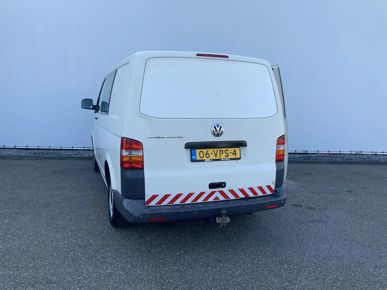Volkswagen T5 Transporter 2.5 TDI 300 Budgetline Automaat DubCab Airco Trekh - الشاحنات الصغيرة كابينة مزدوجة: صورة 2 Volkswagen T5 Transporter 2.5 TDI 300 Budgetline Automaat DubCab Airco Trekh - الشاحنات الصغيرة كابينة مزدوجة: صورة 2