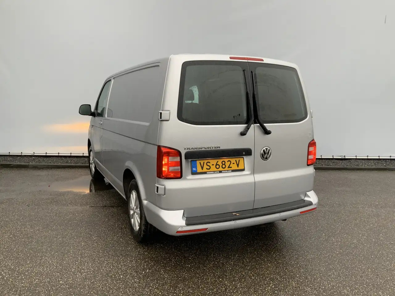 Volkswagen T6 Transporter 2.0 TDI L1H1 Highline Airco Cruise Alu Velg( R Por - فان: صورة 2 Volkswagen T6 Transporter 2.0 TDI L1H1 Highline Airco Cruise Alu Velg( R Por - فان: صورة 2