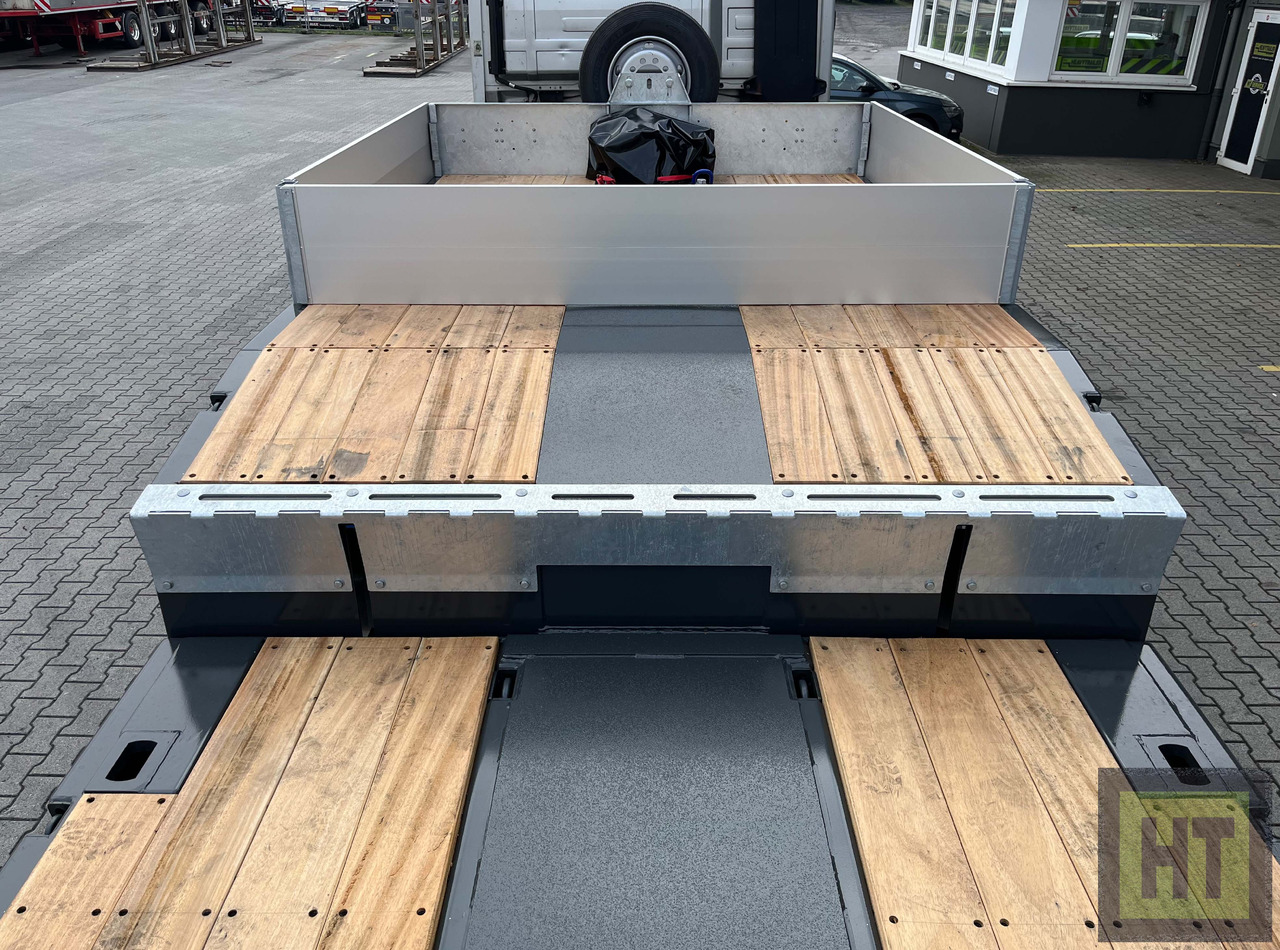 Faymonville MAX Trailer 3-Achs-Semi-hydr.Ladeboden mit Rampen-Holzbelag - نصف مقطورة بلودر منخفض: صورة 2 Faymonville MAX Trailer 3-Achs-Semi-hydr.Ladeboden mit Rampen-Holzbelag - نصف مقطورة بلودر منخفض: صورة 2