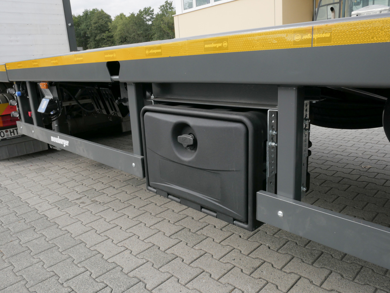 Meusburger 3-Achs-Mega-Tele-Plateau-Sattelauflieger - نصف مقطورة مسطحة: صورة 2 Meusburger 3-Achs-Mega-Tele-Plateau-Sattelauflieger - نصف مقطورة مسطحة: صورة 2