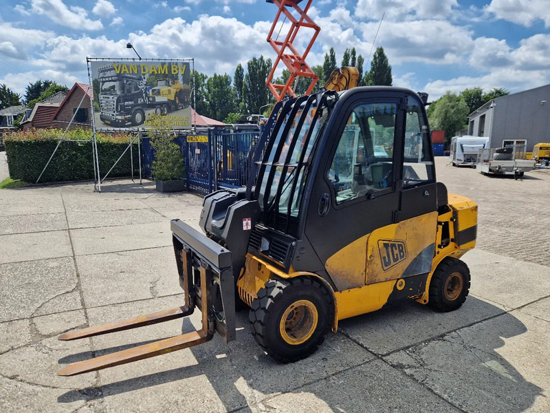 JBC TLT35D Teletruk - رافعة شوكية ديزل: صورة 1 JBC TLT35D Teletruk - رافعة شوكية ديزل: صورة 1