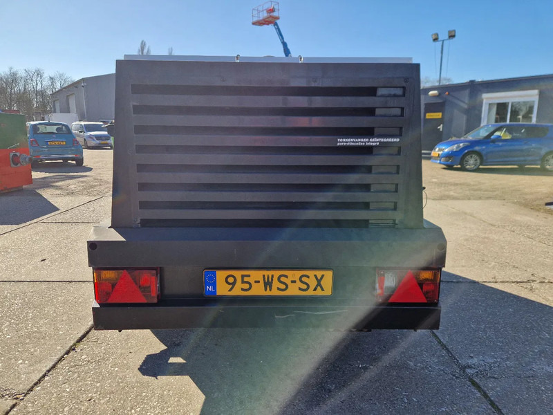 Kaeser M82 in zeer nette staat! - ضاغط هوائي: صورة 3 Kaeser M82 in zeer nette staat! - ضاغط هوائي: صورة 3