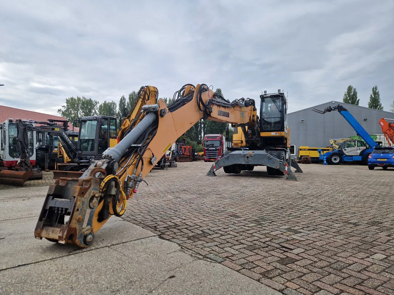 Liebherr A 920 Litronic - آلة التعامل مع النفايات: صورة 3 Liebherr A 920 Litronic - آلة التعامل مع النفايات: صورة 3