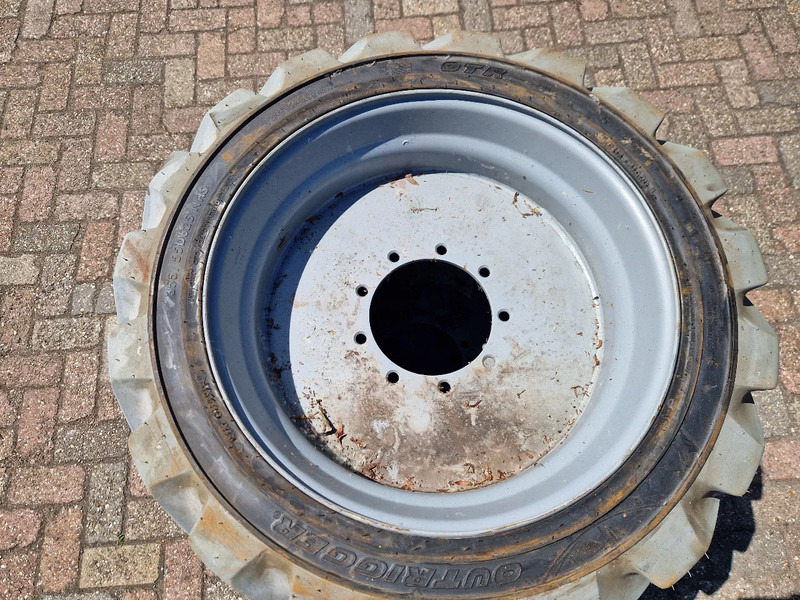 Onbekend 3x nieuwe OUTRIGGER volgeschuimde hoogwerkerband met velg - إطارات: صورة 4 Onbekend 3x nieuwe OUTRIGGER volgeschuimde hoogwerkerband met velg - إطارات: صورة 4