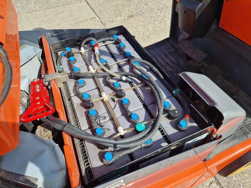 Toyota 1500 kg. elektrisch hefhoogte 5.00m. - رافعة شوكية كهربائية: صورة 5 Toyota 1500 kg. elektrisch hefhoogte 5.00m. - رافعة شوكية كهربائية: صورة 5