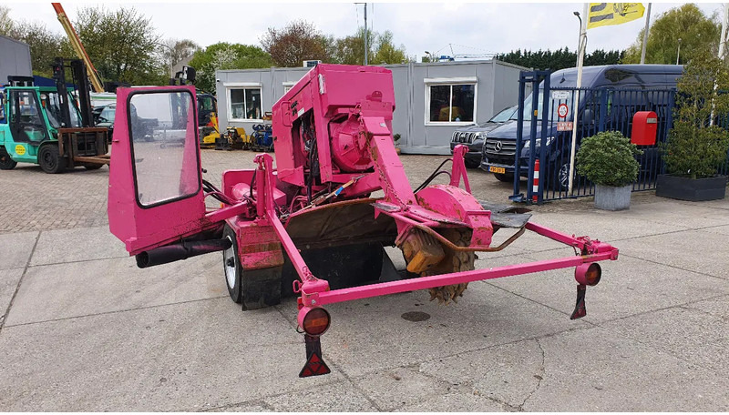 VERMEER SC1102 stobben/stronkenfrees - آلة تفتيت بقايا الأشجار: صورة 3 VERMEER SC1102 stobben/stronkenfrees - آلة تفتيت بقايا الأشجار: صورة 3
